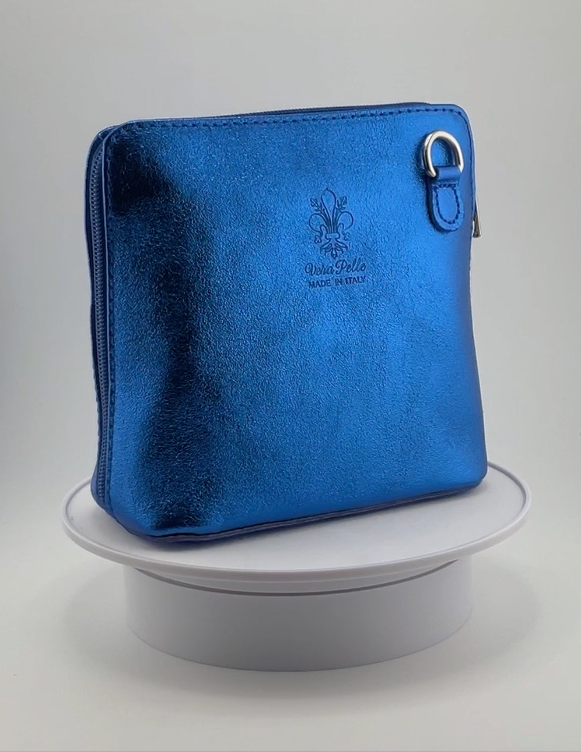 Artimino Metallic